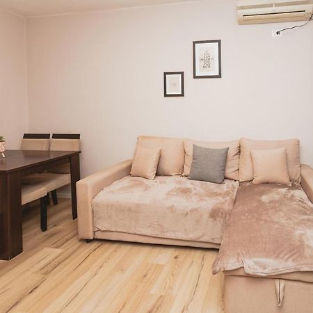 New Apartment At New Bazaar - Tirana City Center Buitenkant foto