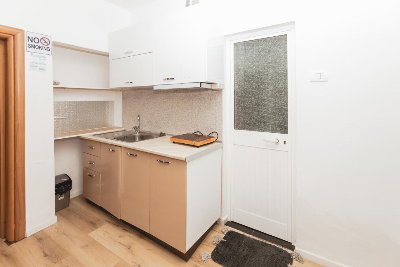 New Apartment At New Bazaar - Tirana City Center Buitenkant foto